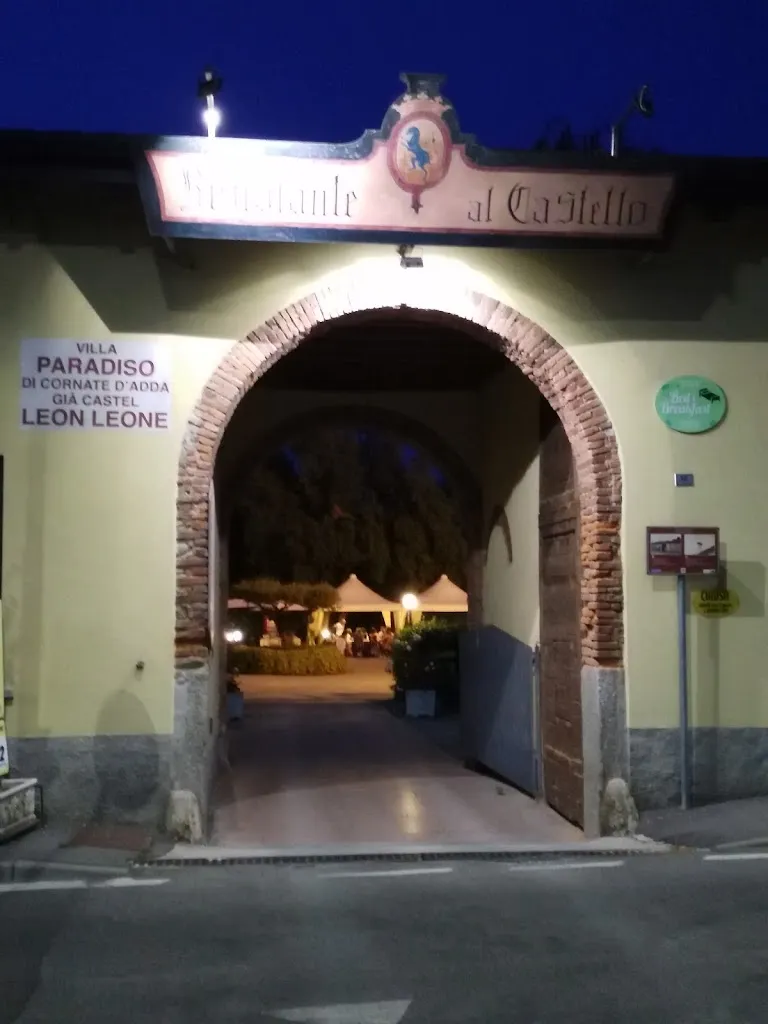 Castel Leon Leone restaurant in Cornate d'Adda