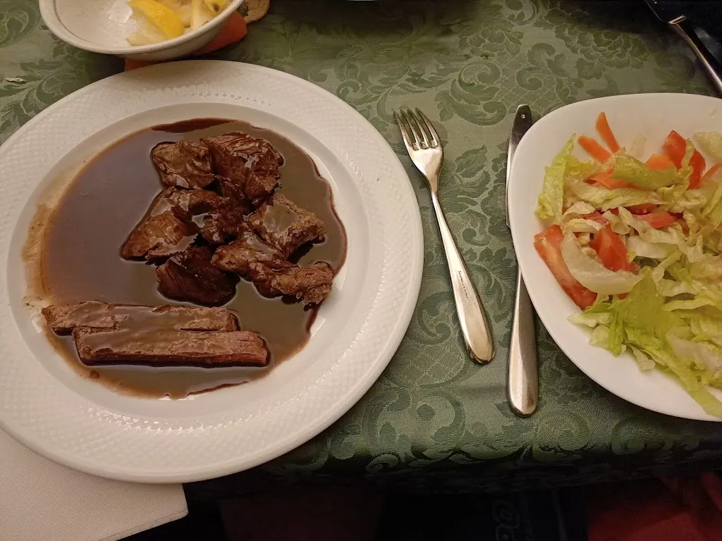 Castel Leon Leone_Cornate d'Adda_slider_image_2