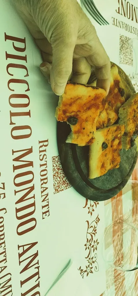 La milanese Milano_Piccolo Mondo Antico_Corbetta_review