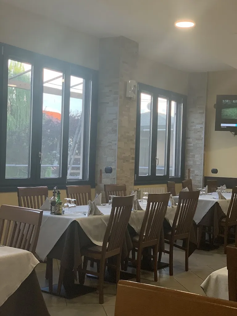 Santo Stefano 2 restaurant in Corbetta