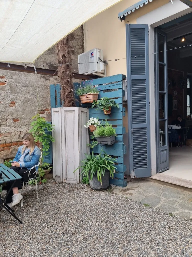 Hello concept store_Corbetta_slider_image_1