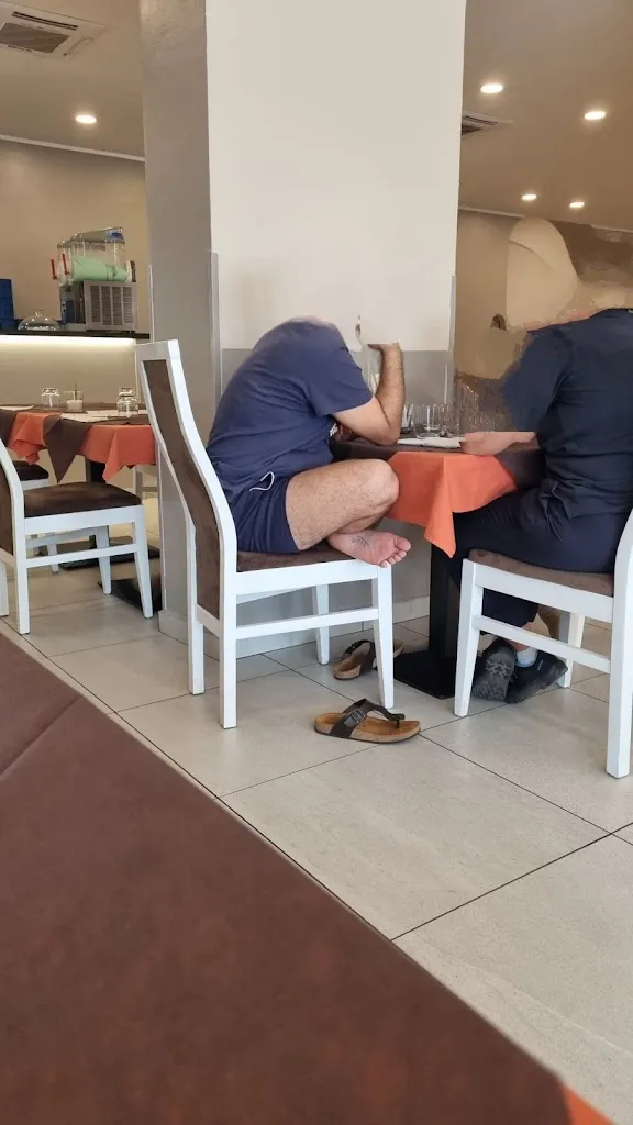 P M_EMILIA 44 - Ristorante Pizzeria Specialità di Carne e Pesce_Corvino San Quirico_review