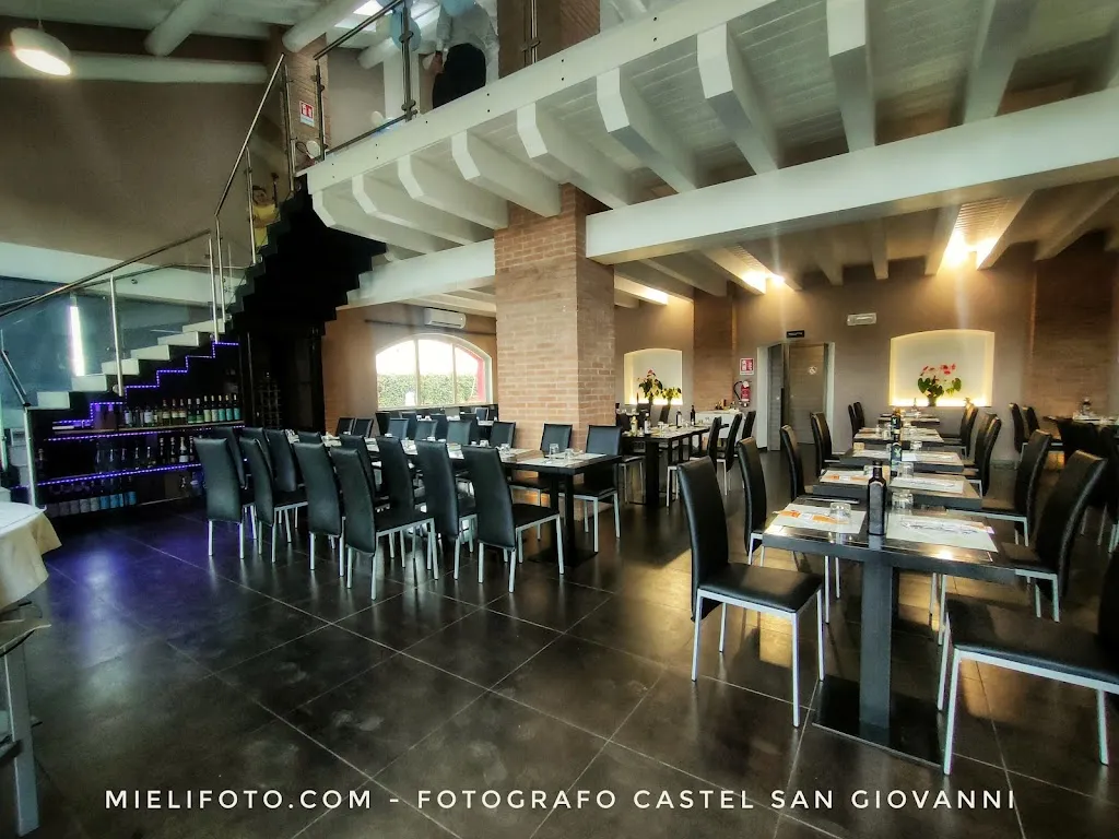 Festivalland restaurant in Costa de' Nobili