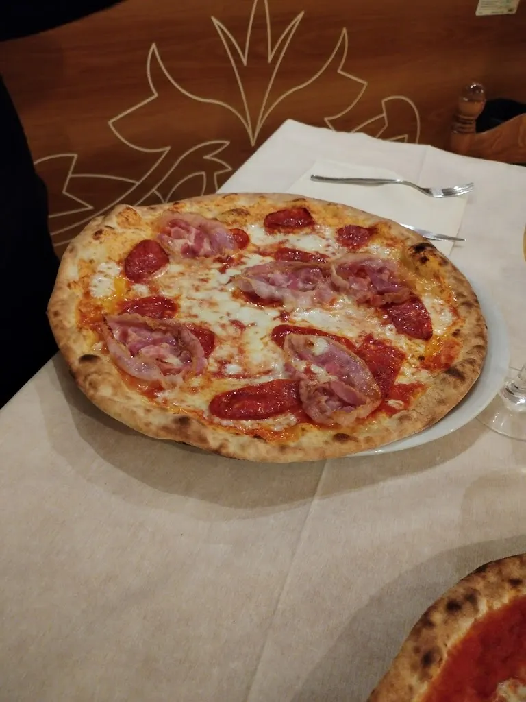 deco697_Pizzeria Albachiara_Costa di Serina_review