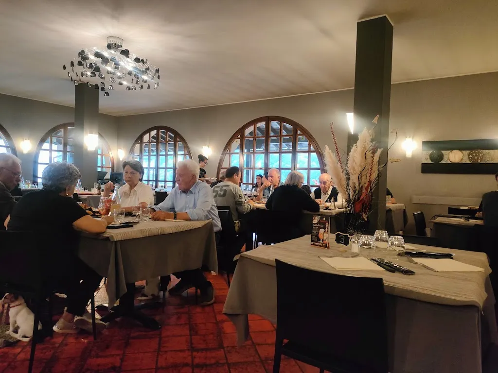 Ristorante Pizzeria Snoopy Di Cavagna Nadia E C. S.N.C_Costa di Serina_slider_image_1