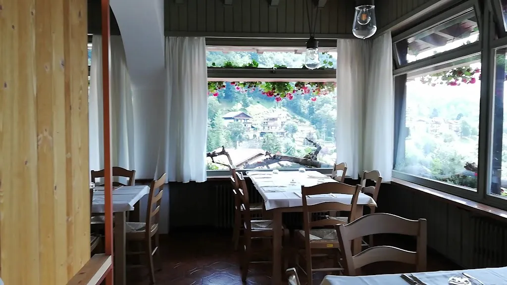 Ristorante la Taverna Rottigni_Costa di Serina_slider_image_2