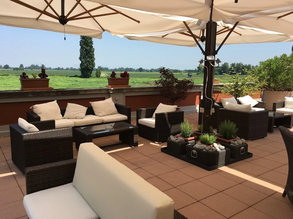 Le Terrazze | Ristorante Pizzeria_Costa Sant'Abramo_slider_image_1