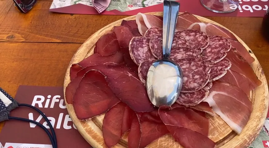 Rifugio della Corte_Cosio Valtellino_slider_image_2