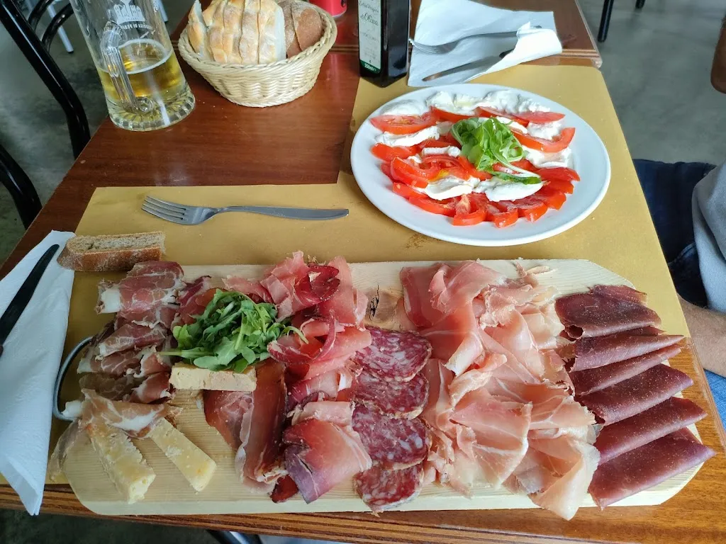 Claudio Mantovani_Street Caffé_Cosio Valtellino_review