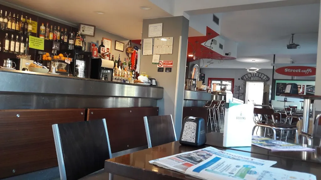 Romina Perlini_Street Caffé_Cosio Valtellino_review