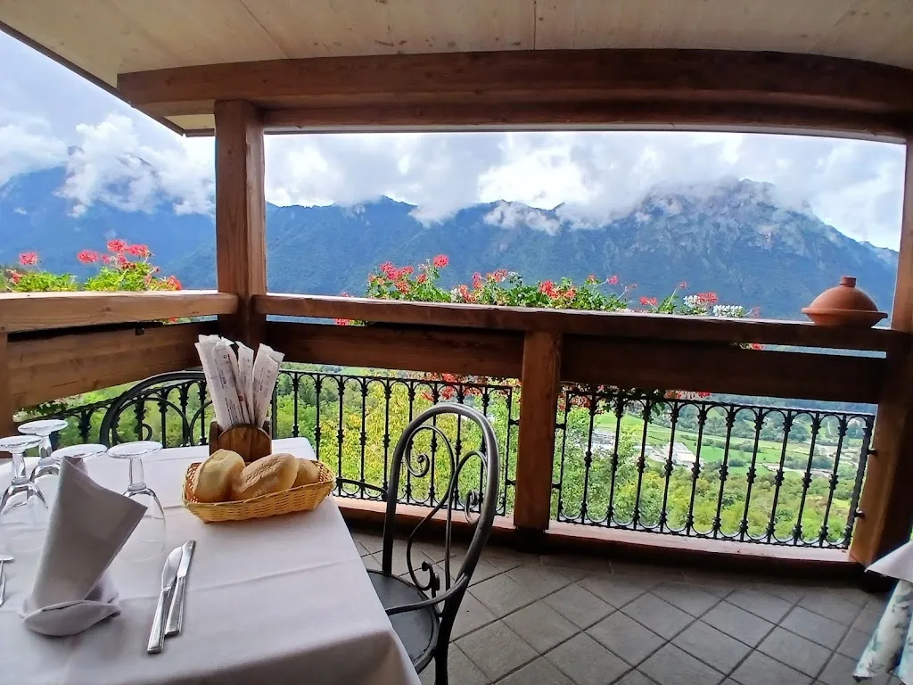 Trattoria Regina_Crandola Valsassina_slider_image_3