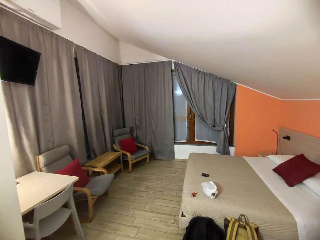 Alla Roggetta_Cremella_slider_image_2