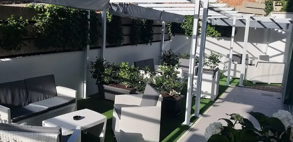 The king cafe restaurant restaurant in Cremenaga