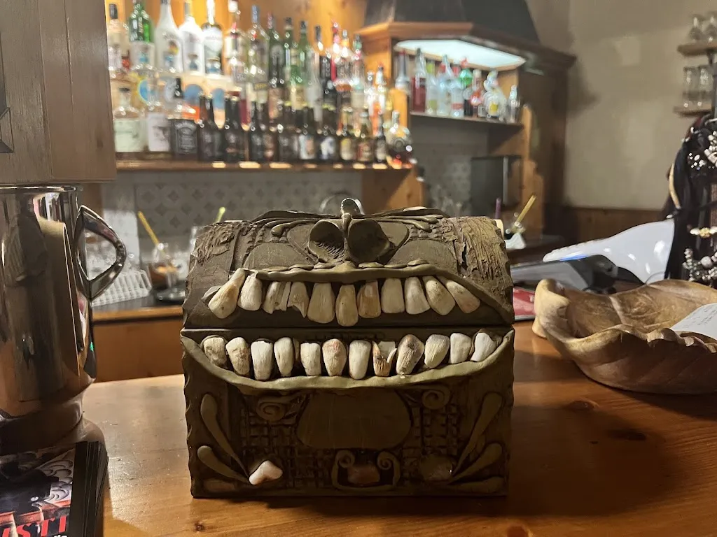 Alaq Ethari_La Stube Birreria Pub_Cremeno_review