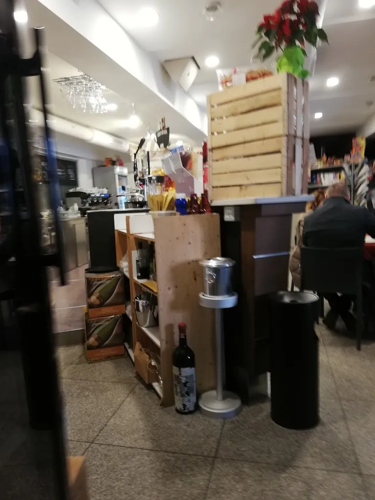 Emanuele Limonta_Bar Mariposa - Cremeno _Cremeno_review