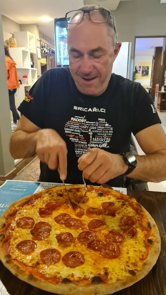 matus drotar_Fox Pizzeria Griglieria Hamburgheria_Costa Volpino_recensione