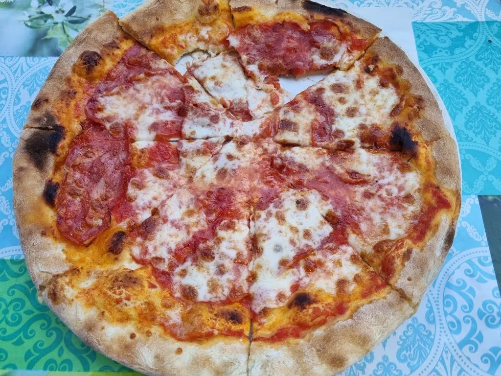 Pizzeria 'La Valle'_Costa Volpino_slider_image_1