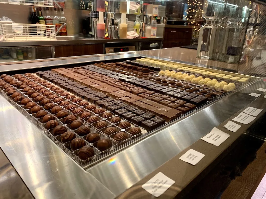 Ducoli Café_Costa Volpino_slider_image_1