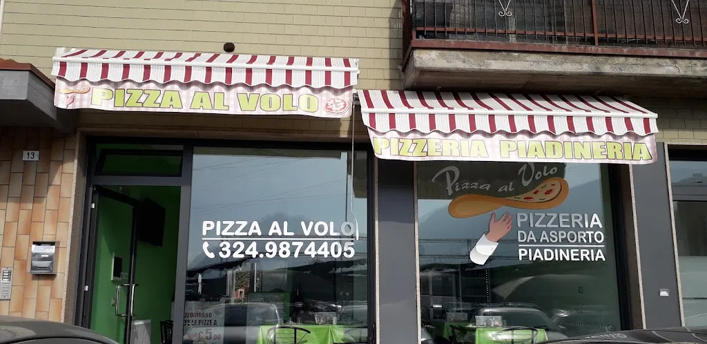 Pizza al Volo restaurant in Costa Volpino