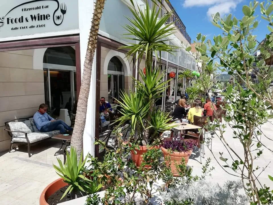 Fitzgerald Bar restaurant in Apricena