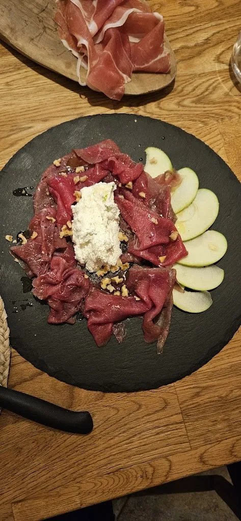 Patrizia_Tarantasio Stube_Crespiatica_review