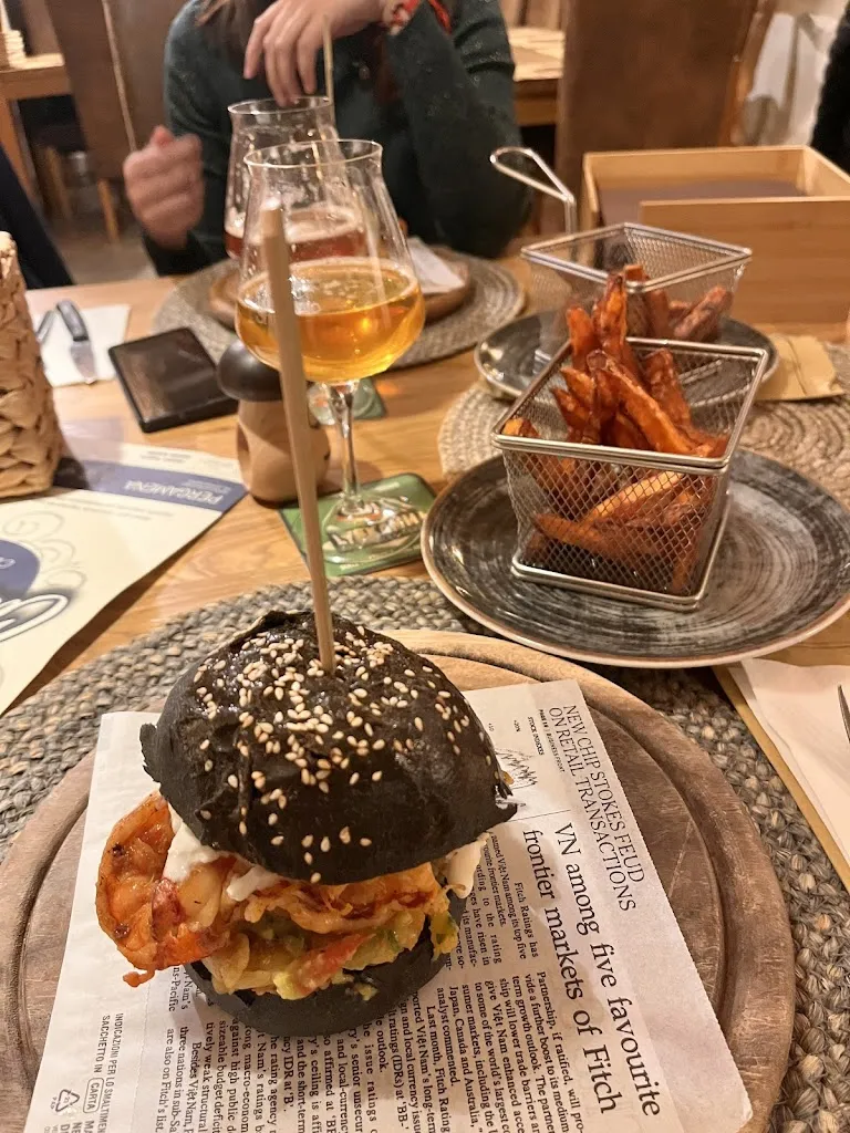 Veronica Massari_Tarantasio Stube_Crespiatica_review