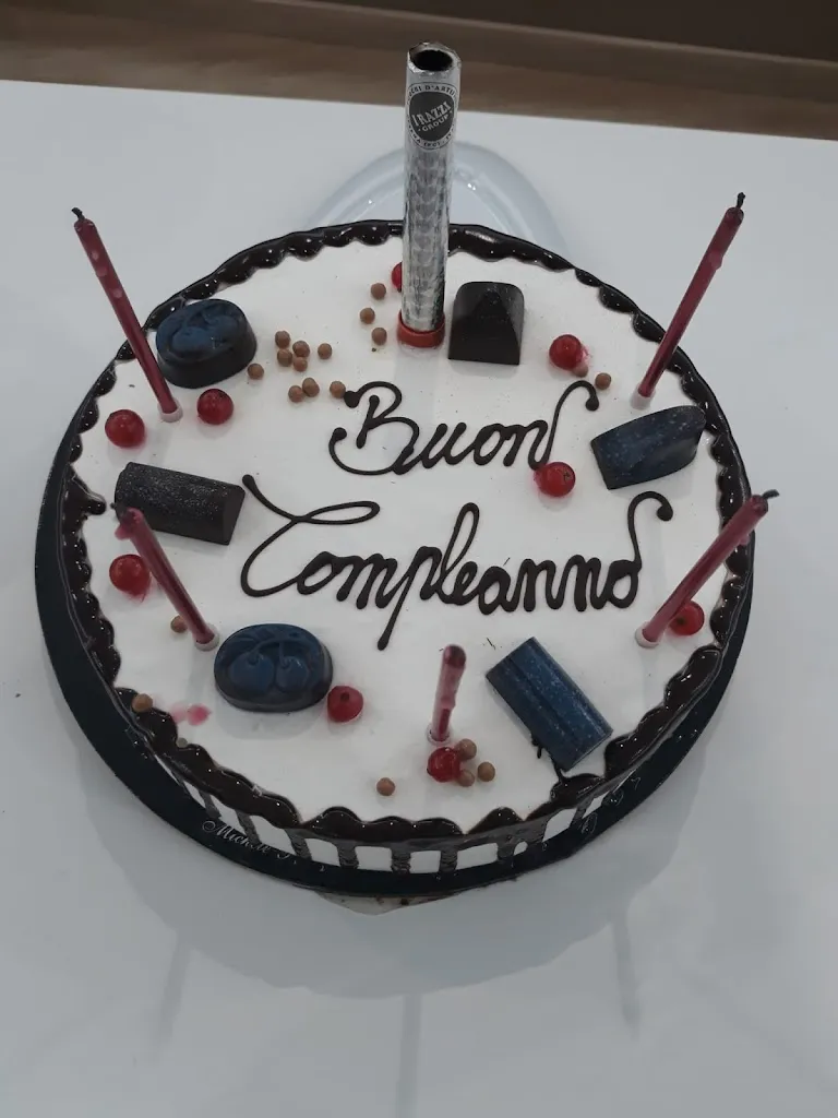 Menu_Queen Café_Apricena_image_6