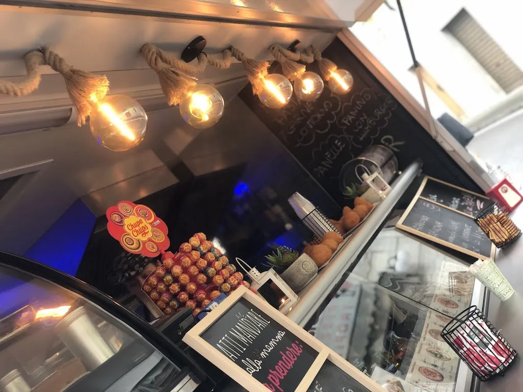 Food truck_Crotta d'Adda_slider_image_3