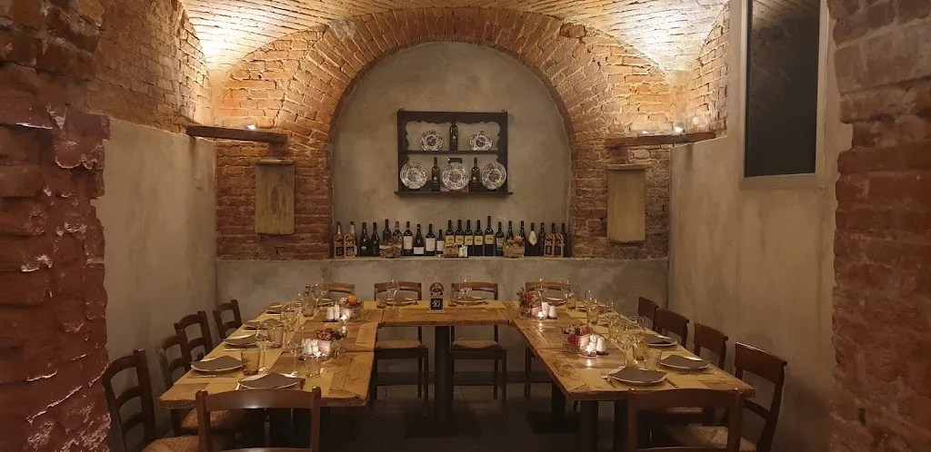 Trattoria Il Cantinone D'inverno restaurant in Cremona