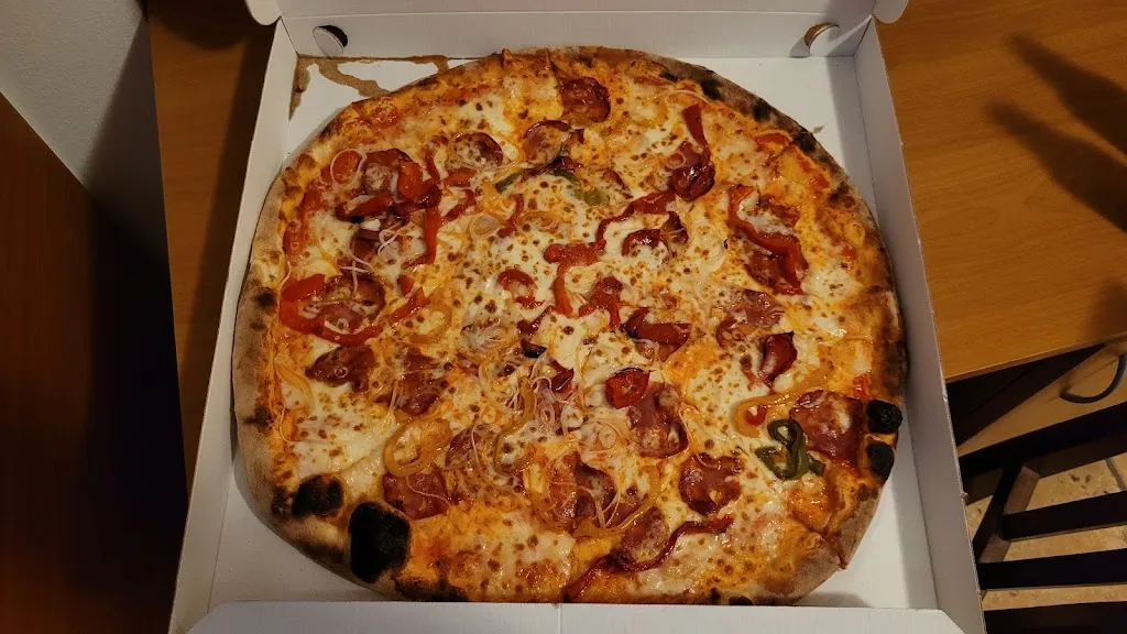 M L_Pizzeria Girasole_Cuasso al Piano_review