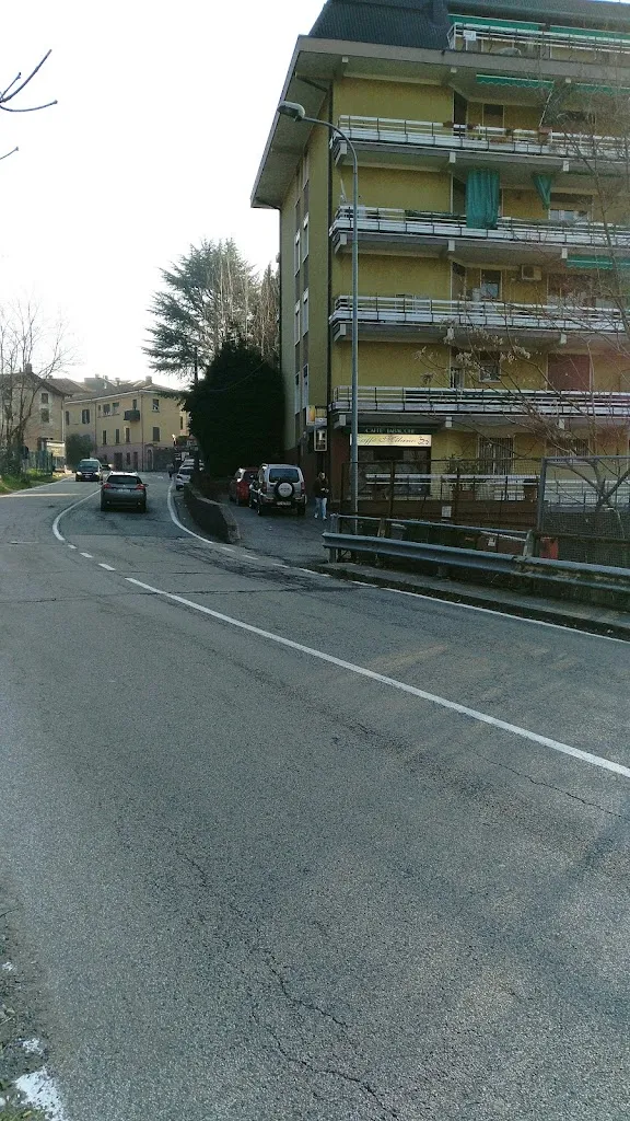 Bar Milano Di Lucia Palladino restaurant in Cuasso al Piano