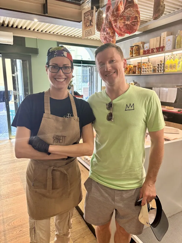 Nicole Zara_Brett Gastronomia_Cunettone-Villa_review