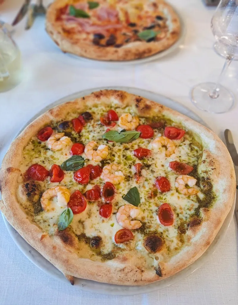 Oxana Andreeva_Il cornicione_Cura Carpignano_review