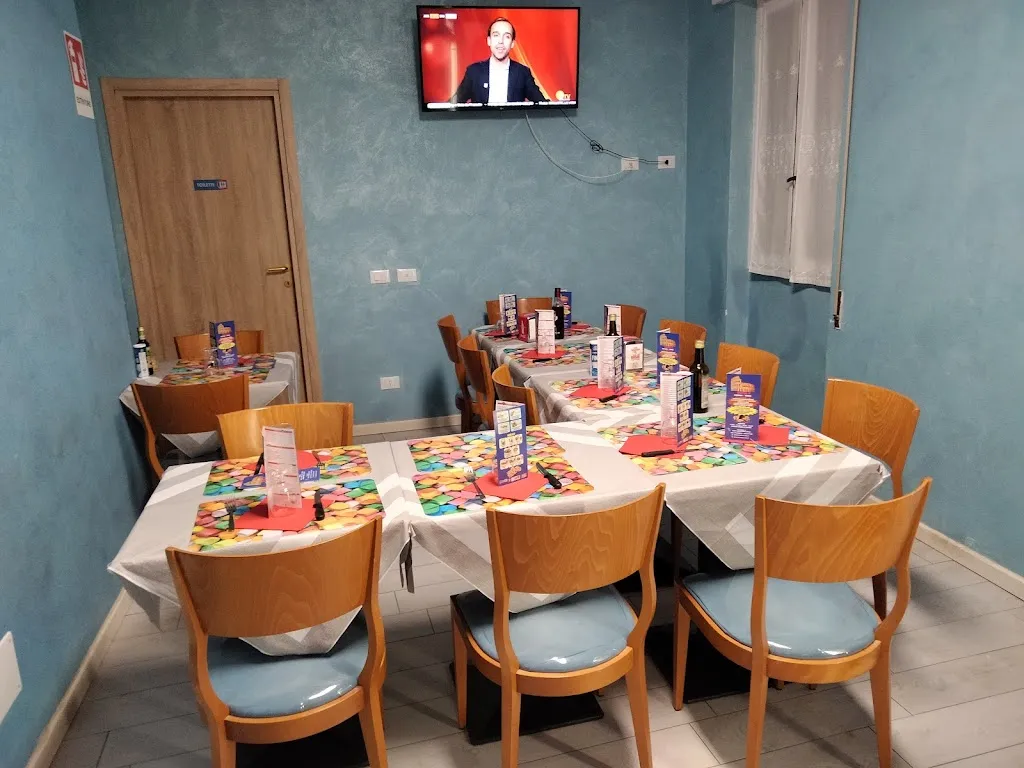 PIZZERIA KEBAB ROMA 4 restaurant in Cura Carpignano