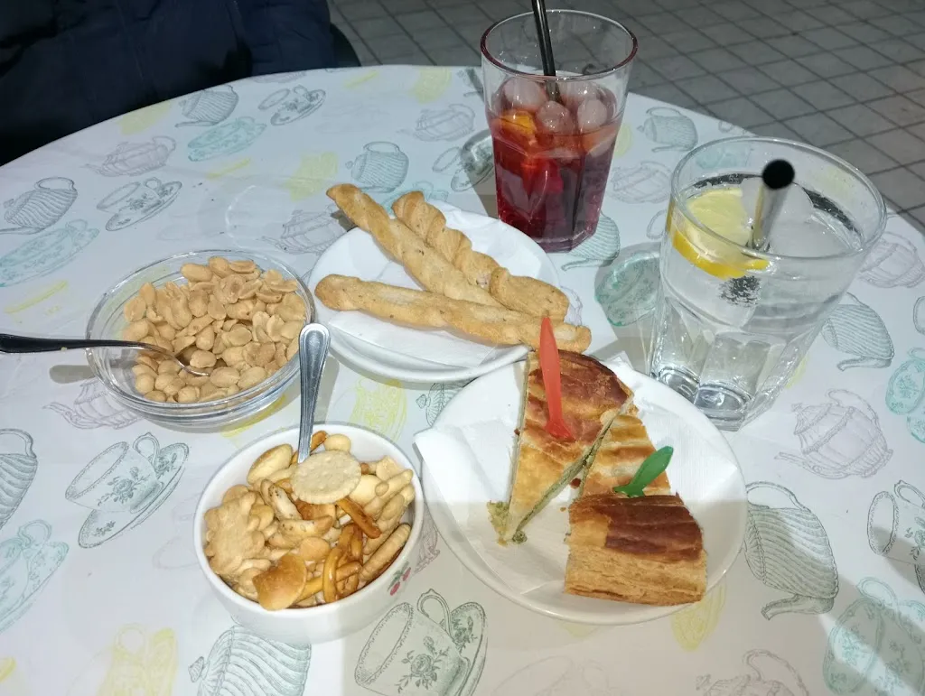 elena andreea_Pasticceria Cantoni di Cantoni Stefano & C. Snc_Cura Carpignano_review