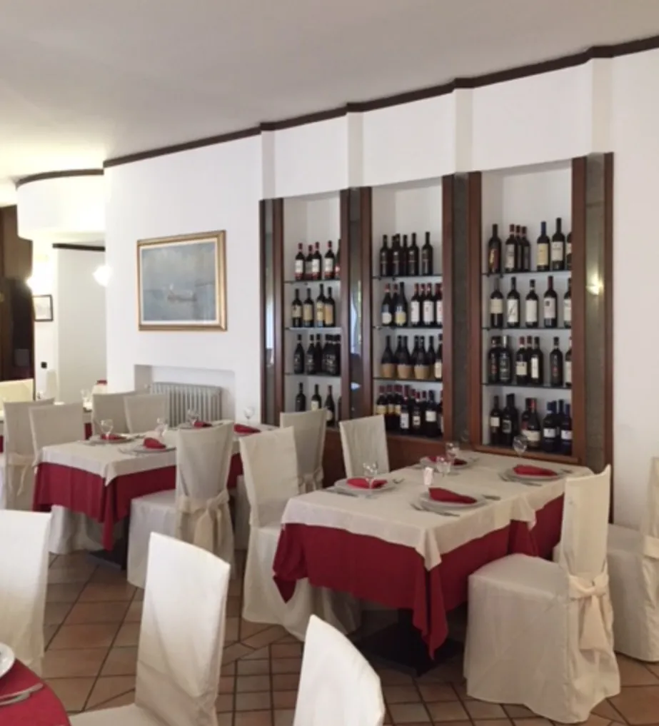 Ristorante Villa Puccini_Cunardo_slider_image_1