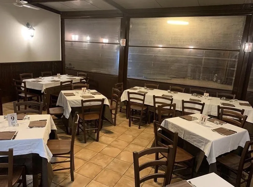 Oltrepizza restaurant in Apricena