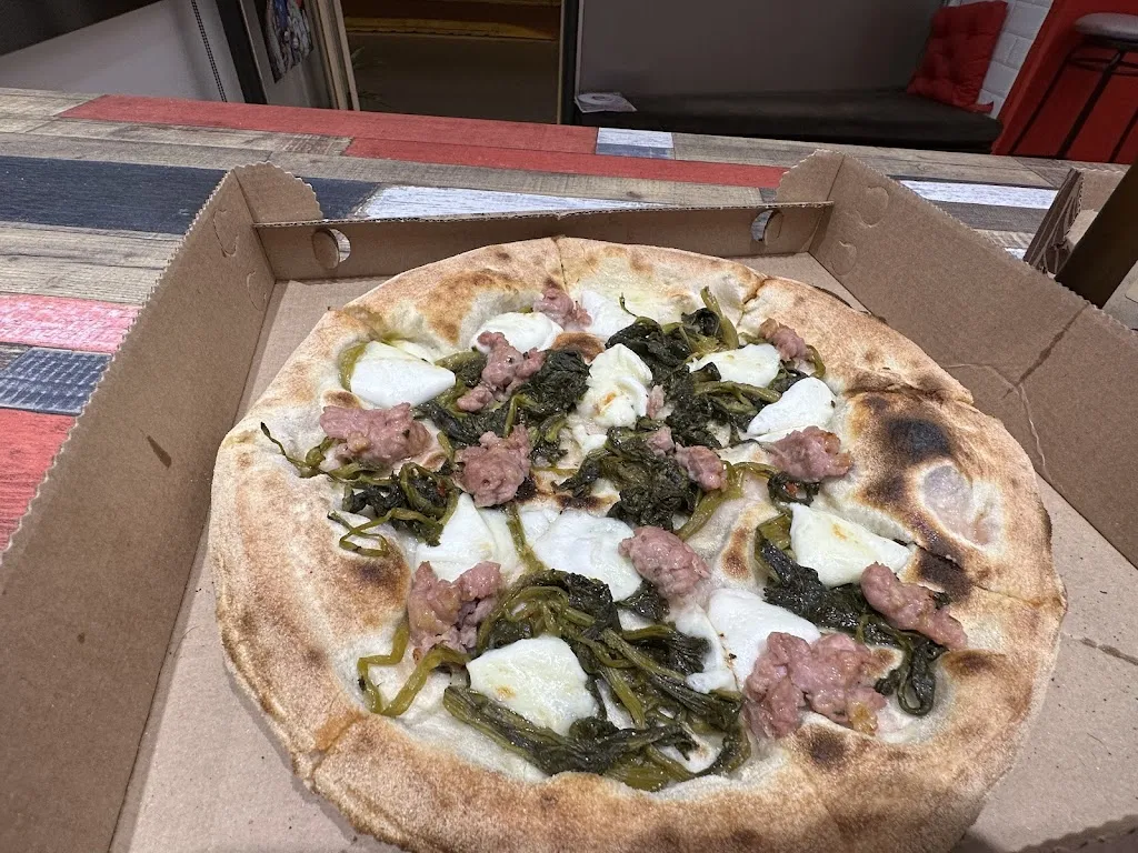 Pizzeria "Anima & Core" restaurant in Dairago