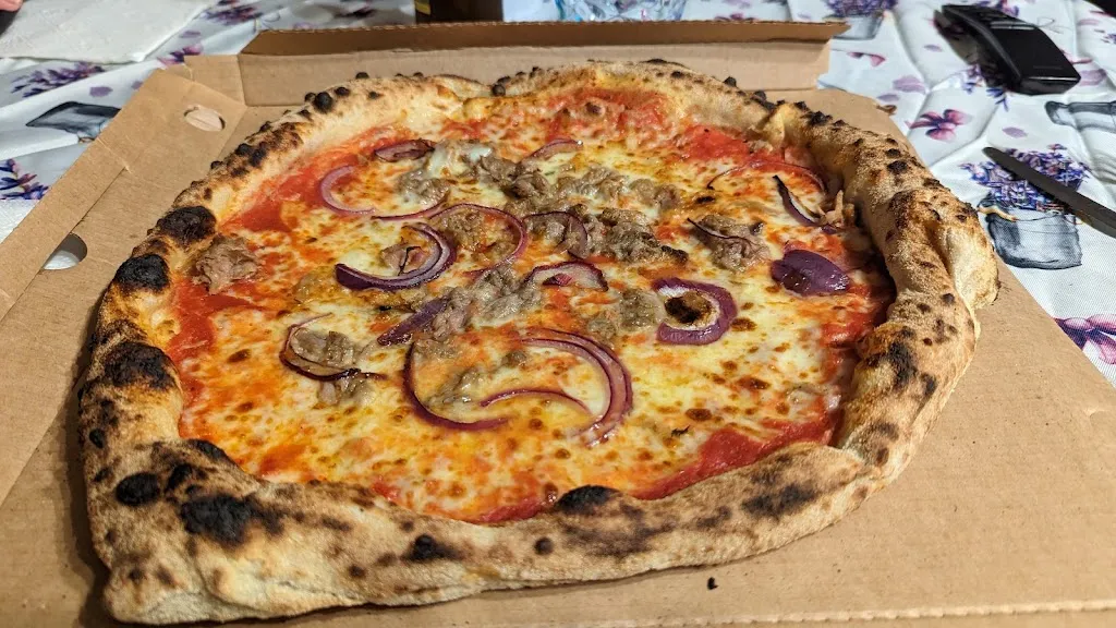 Pizzeria "Un Mondo Di Pizza" restaurant in Dairago