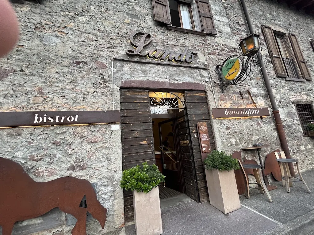 Bistrot Domenighini al Landò restaurant in Darfo Boario Terme