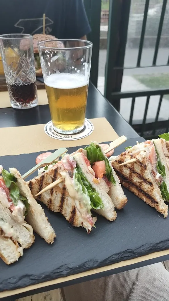 Francesco J Loseto_Pub Conary Mor_Darfo Boario Terme_review