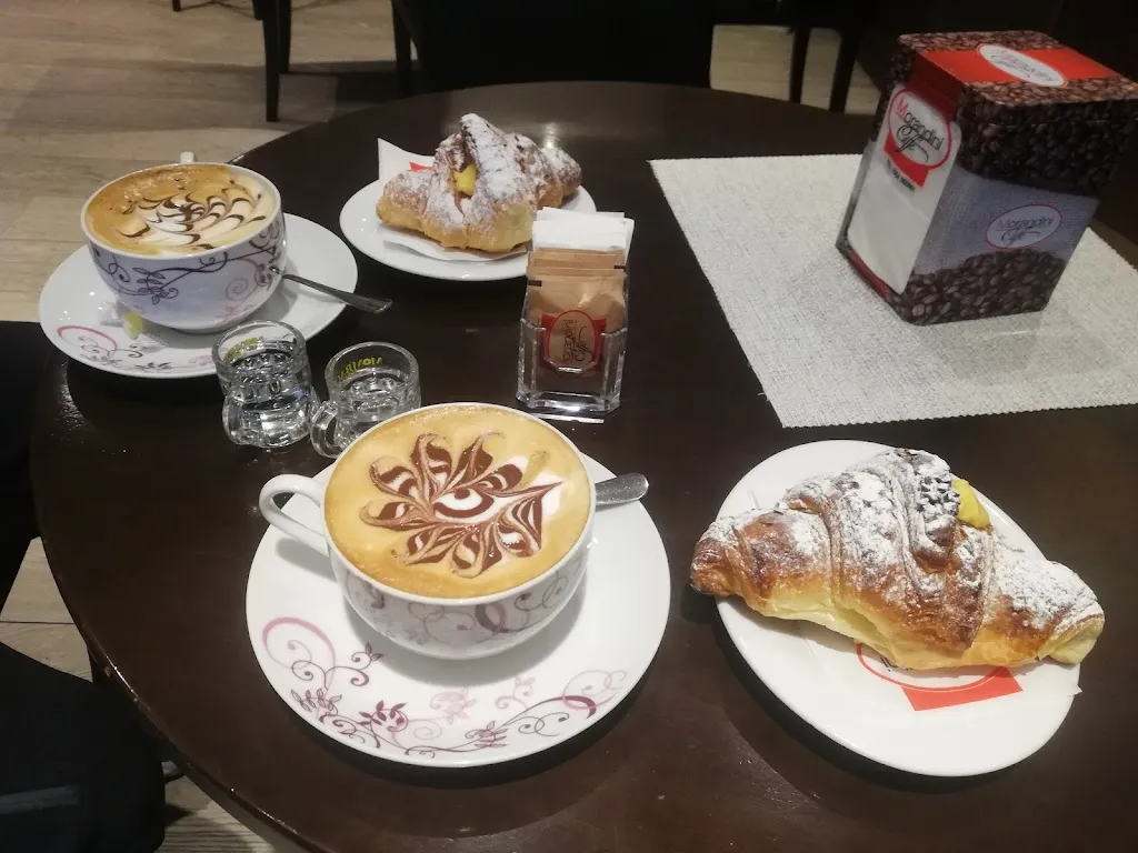 Annarita De Paoli_Caffè del Corso_Darfo Boario Terme_recensione