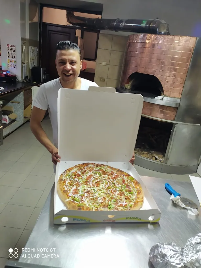 Menu_Pizza della Piazza_Delebio_image_8