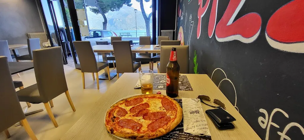 Premium Pizza Domaso_Domaso_slider_image_3