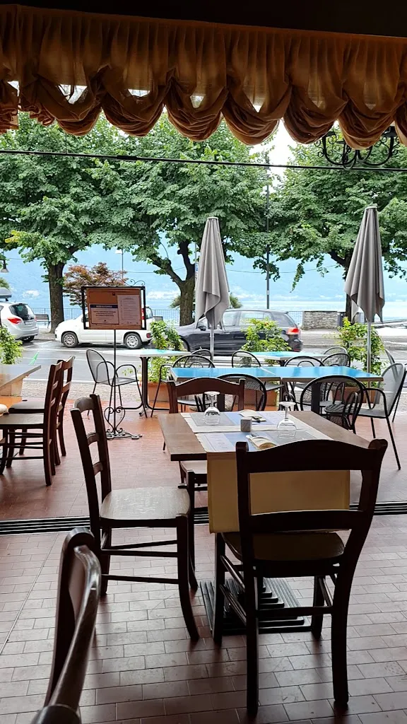 Albergo Ristorante Dongo_Dongo_slider_image_2