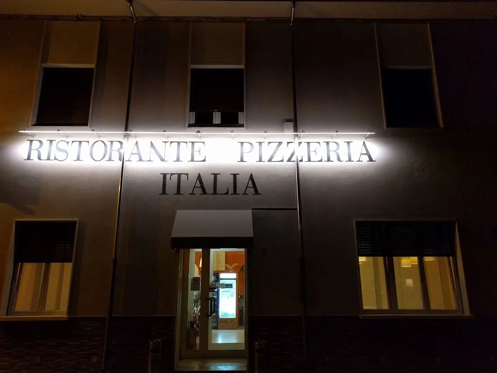 Ristorante Pizzeria Italia Di Gregorio Cuomo restaurant in Dosolo