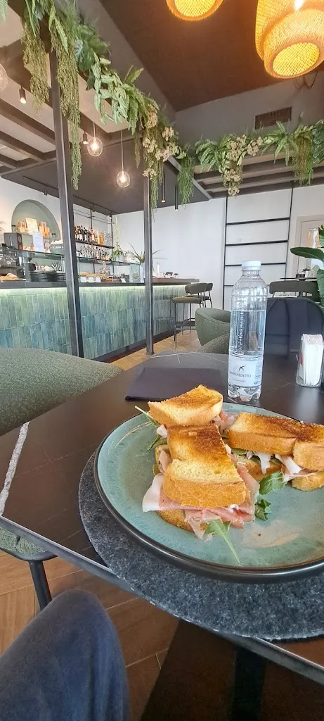 Andrea Antista_Salvia Cafè_Dorno_Bewertung