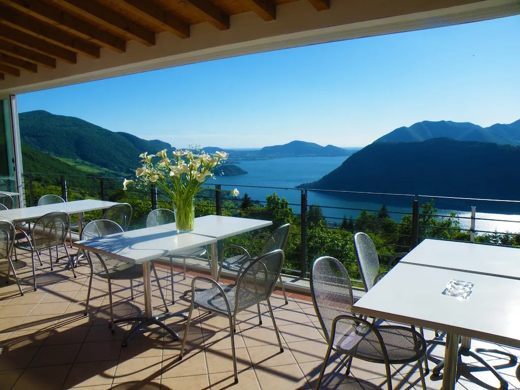 Trattoria Portole_Dosso-Ville_slider_image_1