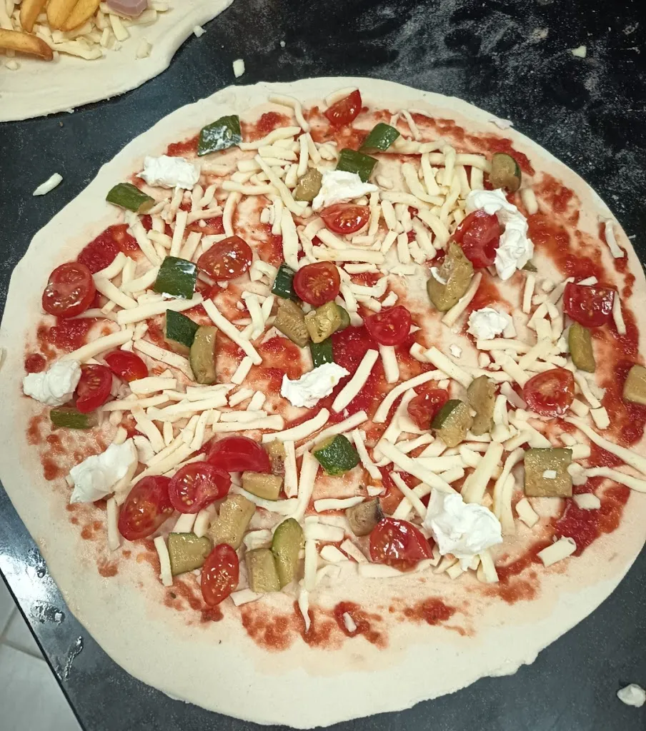 Pizzeria Due M_Endine_slider_image_3