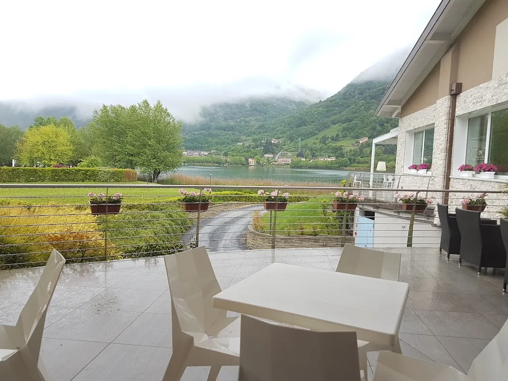 Narine_Borgo dei Cigni_Endine_review